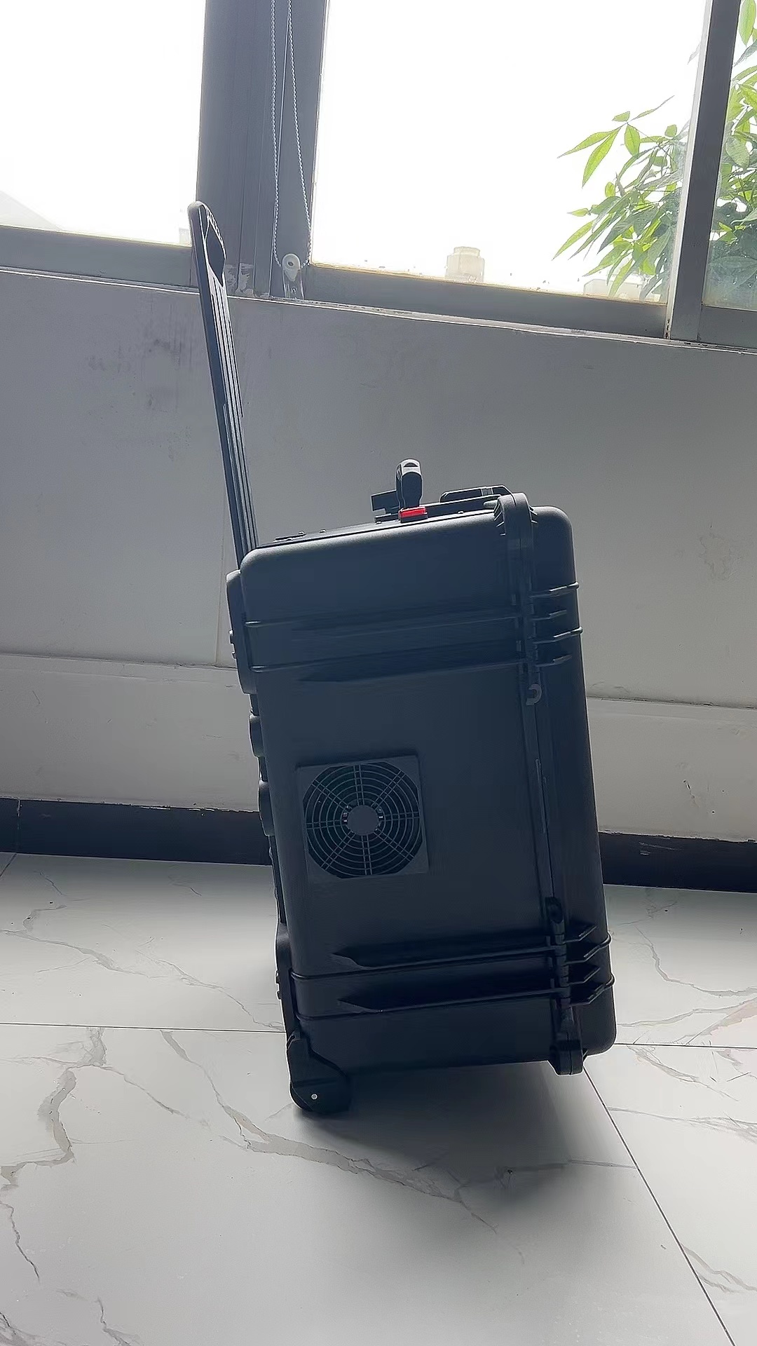 茂名手拉箱型移动通信干扰器